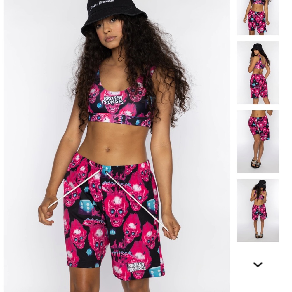 AIM FOR MY HEART SHORTS
